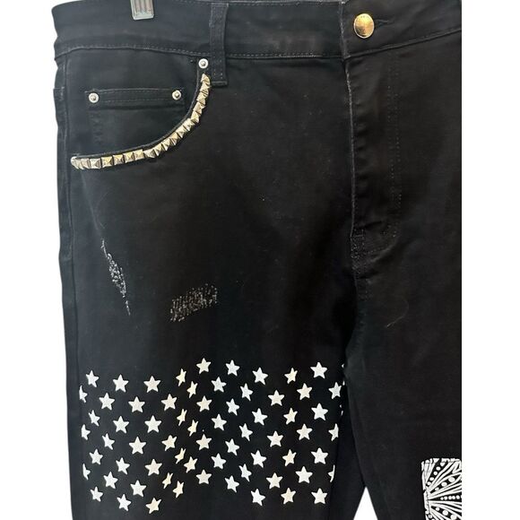 NEW Amiri Art Patch Distressed Black Jeans 36 Ripped Stacked Denim RN# 150712 - Picture 4 of 11